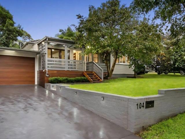 Spacious Family Living On The North RydeEast Ryde Border