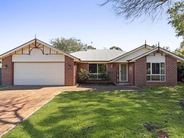 Spacious Family Living on 2,512m² in a Peaceful Highfields Cul de Sac