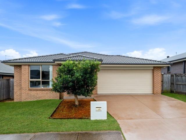 Spacious Family Living on 450sqm