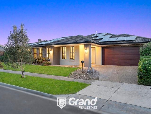 Spacious Family Living on 715m² Perfectly Positioned for Comfort & Convenience