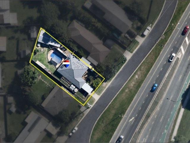 Spacious Family Living on 726sqm with Shed, Side Access & Pool
