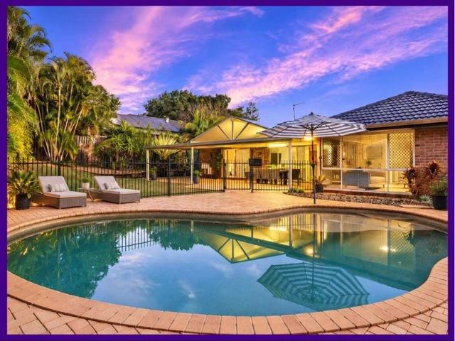 Spacious Family Living on 800m² Block