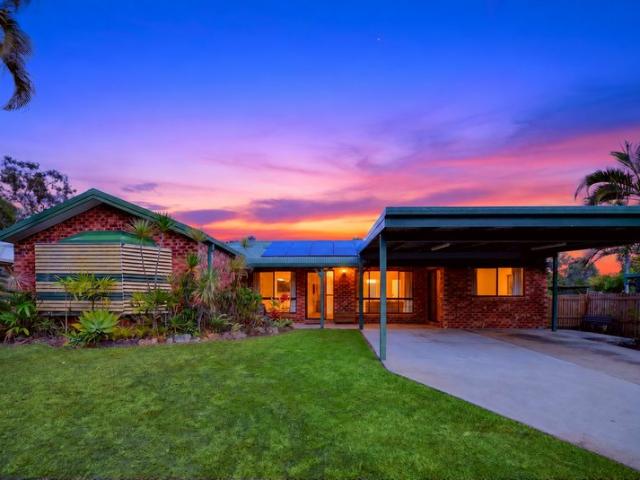 Spacious Family Living on 805m² with Bushland Backdrop