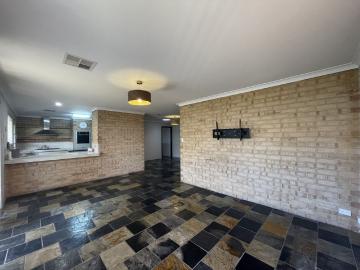 Spacious Family Living Opposite Mahogany Park