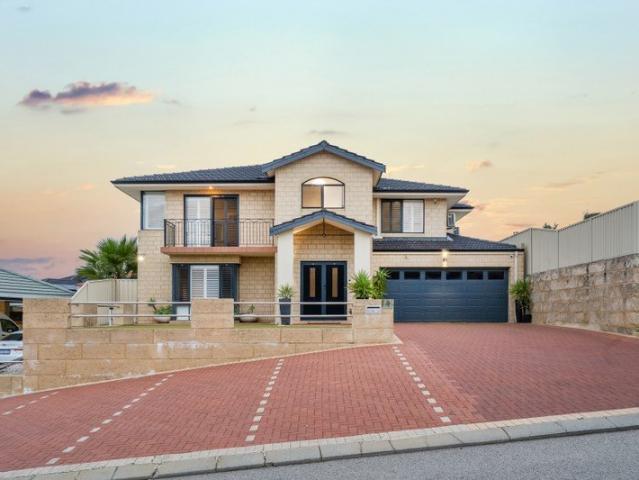 Spacious Family Living at Its Best!