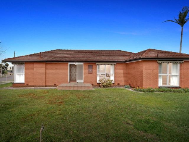 Spacious Family Living Awaits at 74 Brady Road, Dandenong North!
