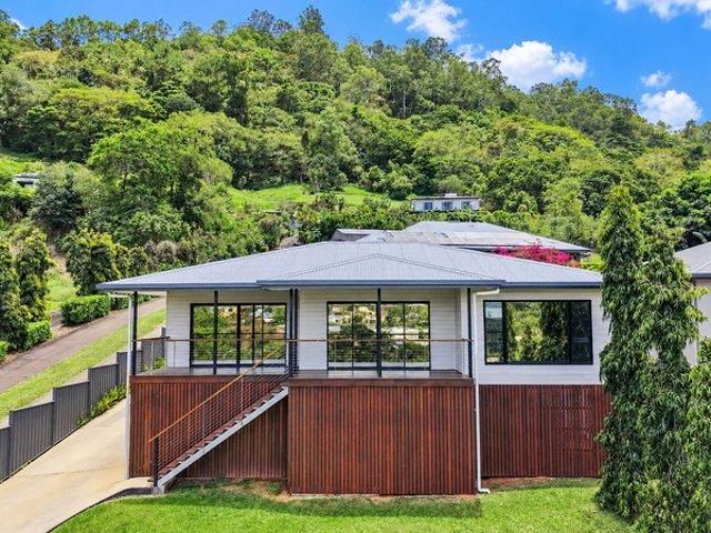 Spacious Family Living Close to Town