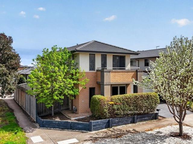 Spacious Family Living Designed for Comfort and Style