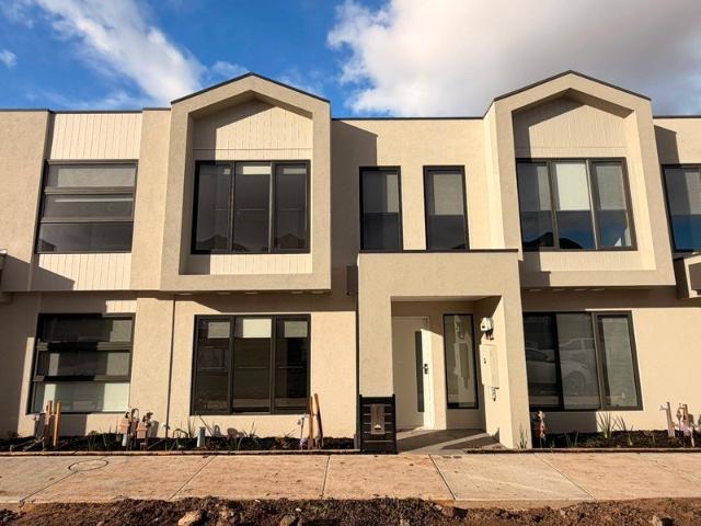 Spacious Family Living in Mambourin