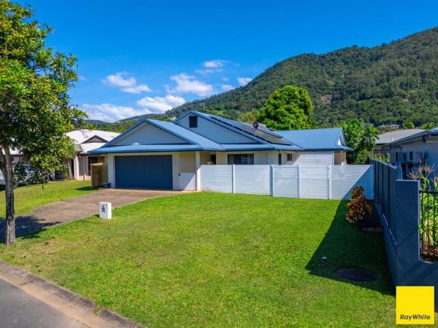 Spacious Family Living in One of Kanimbla's Most Sought After Pockets