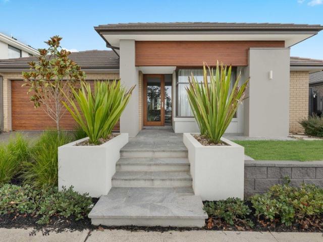 Spacious Family Living in One of Melbourne's Fastest Growing Lifestyle Communities