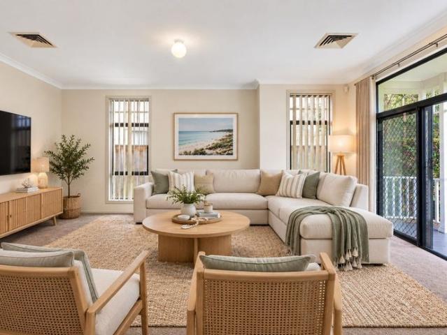 Spacious Family Living in a Convenient Warriewood Location