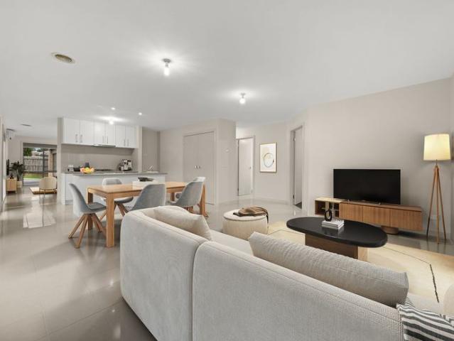 Spacious Family Living in a Convenient Drouin Location