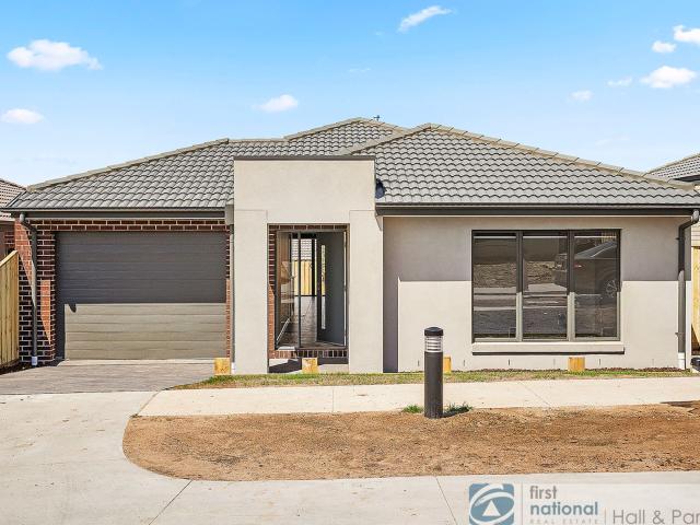 Spacious Family Living in a Convenient Location