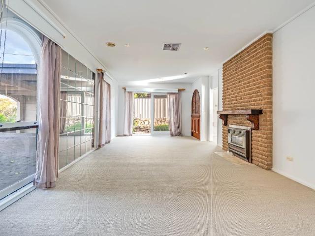 Spacious Family Living in a Convenient North Albury Location