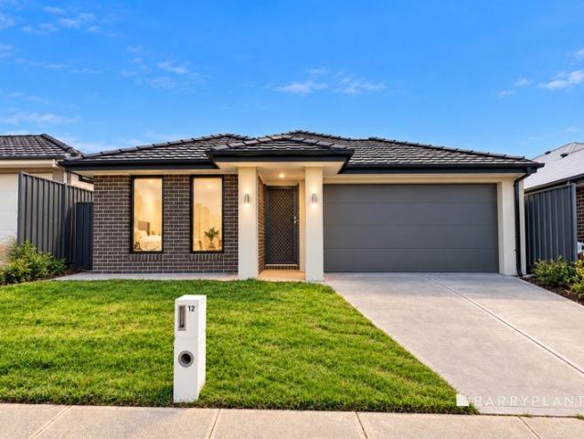 Spacious Family Living in a Convenient Pakenham Location