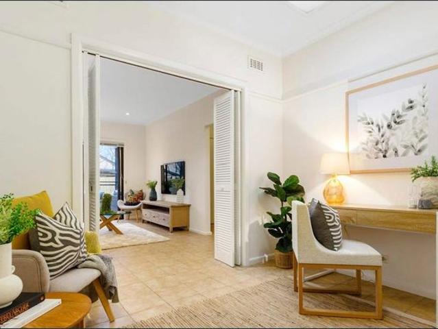 Spacious Family Living in a Convenient Ringwood Location
