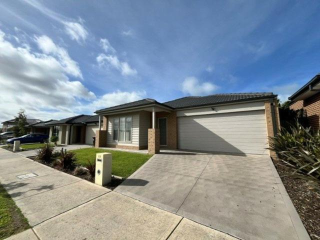 Spacious Family Living in a Great Location!