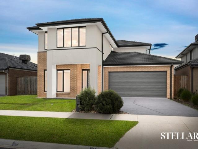 Spacious Family Living in a Desirable Officer Location