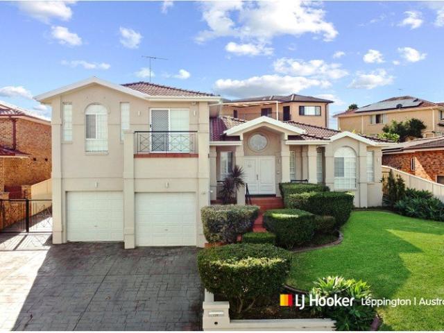 Spacious Family Living in a Dress Circle Location