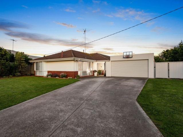 Spacious Family Living in a Fantastic Central Corio Location