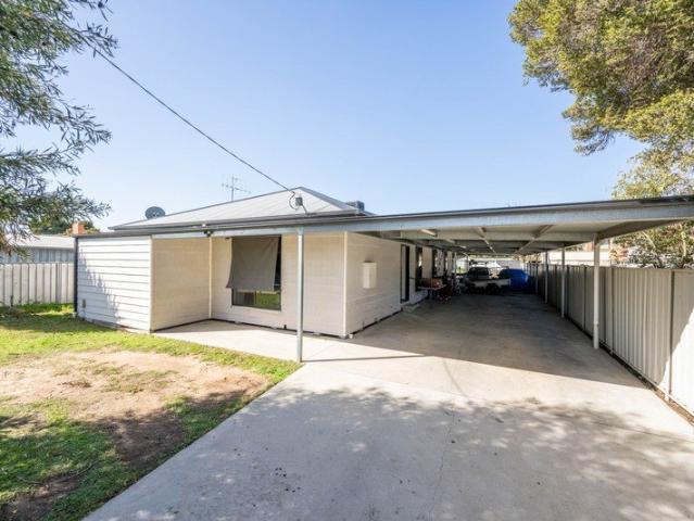 Spacious Family Living in a Fantastic Central Location