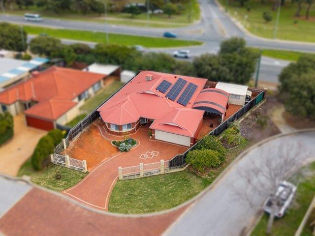 Spacious family living in a sought after Meadow Springs