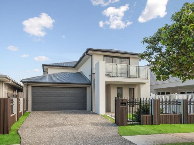 Spacious Family Living in a Sought After Newport Location