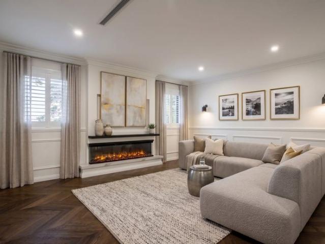 Spacious Family Living in a Sought After Oakleigh Location