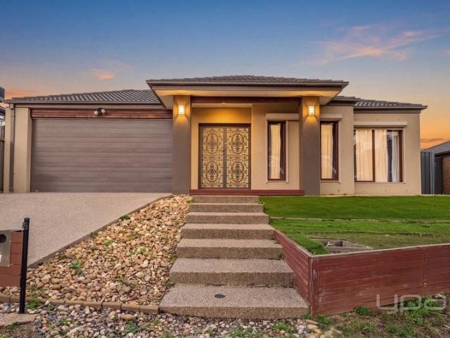 SPACIOUS FAMILY LIVING IN A SOUGHT AFTER BROOKFIELD LOCATION