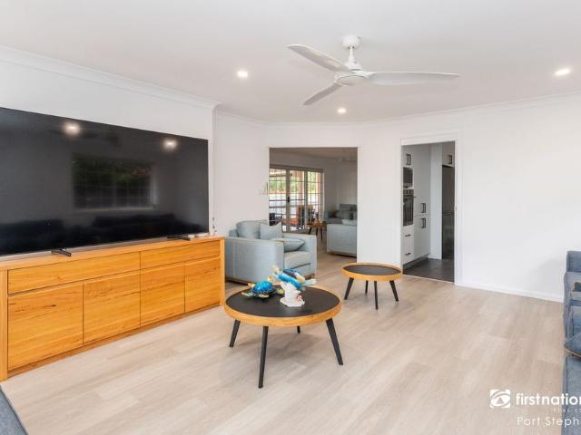 Spacious Family Living in a Sought After Coastal Setting