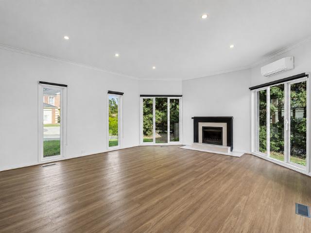 Spacious Family Living in a Sought After Donvale Court East Doncaster Secondary catchment