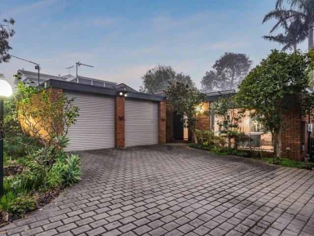 Spacious family living in a sought after Highton location