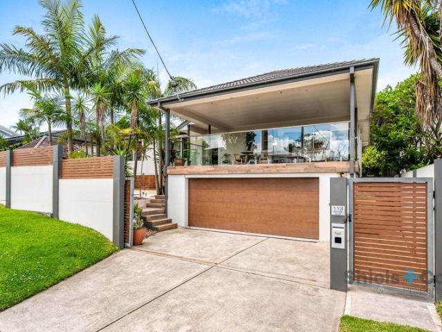 Spacious Family Living in a Sought After Lakeside Location