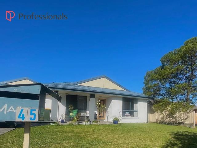 Spacious Family Living in a Sought After Worrigee Location