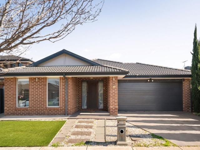 Spacious Family Living in a Peaceful & Convenient Location