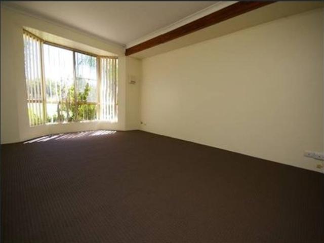 SPACIOUS FAMILY LIVING IN A PEACEFUL CUL DE SAC