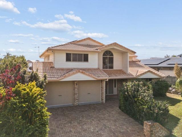 Spacious Family Living in a Peaceful Cul de Sac