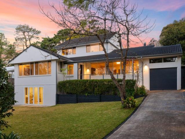 Spacious Family Living in a Peaceful Cul de Sac Setting