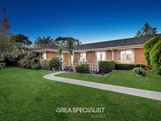 Multiple Living Areas, Large Shed & Workshop Perfect for Tradies & Hobby Enthusiasts!