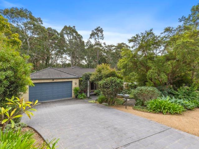 Spacious Family Living in a Peaceful Bushland Setting