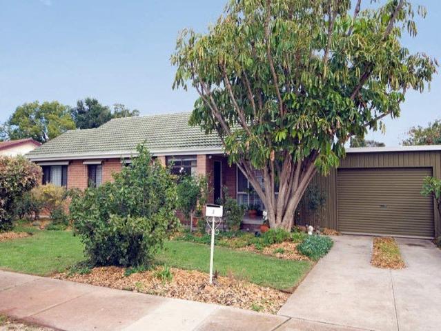 Spacious Family Living in a Peaceful Location