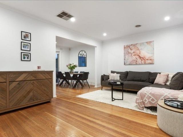 Spacious Family Living in a Peaceful Location