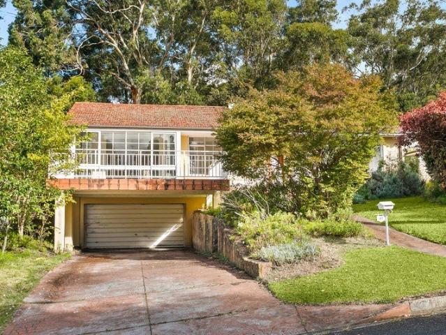 Spacious Family Living in a Peaceful, Leafy Setting
