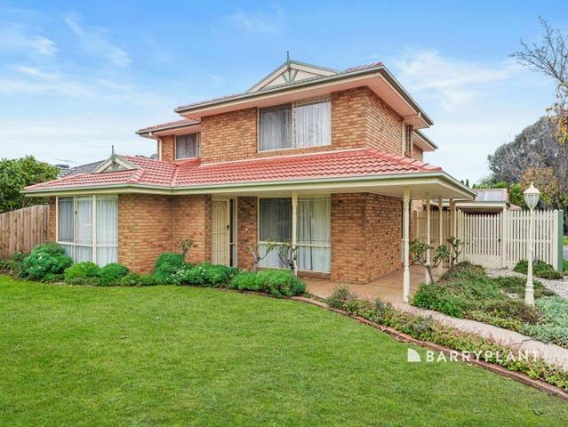 Spacious Family Living in a Peaceful Parkside Setting