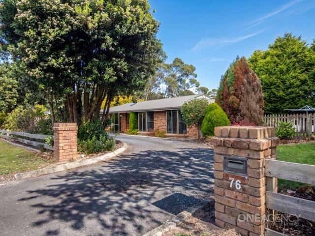 Spacious Family Living in a Picturesque Riverside Setting