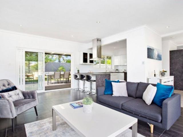 Spacious Family Living in a Premium Coastal Location *6 Month Lease