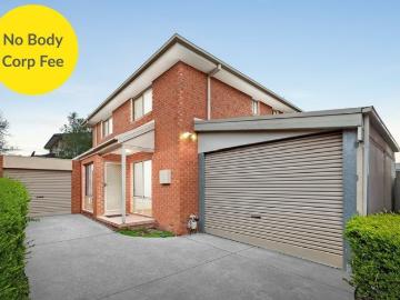 Spacious Family Living in a Premium Clayton Position