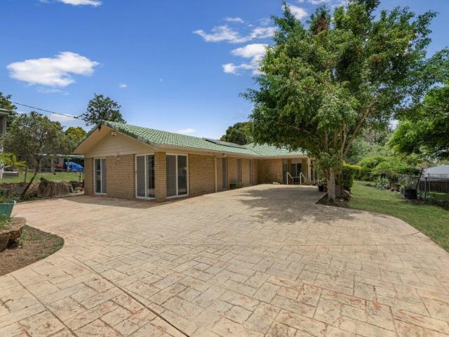 Spacious Family Living In A Prime Churchill Location!