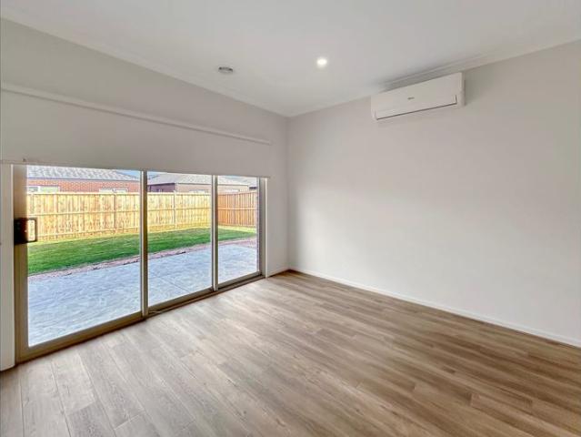 Spacious Family Living in a Prime Armstrong Creek Location